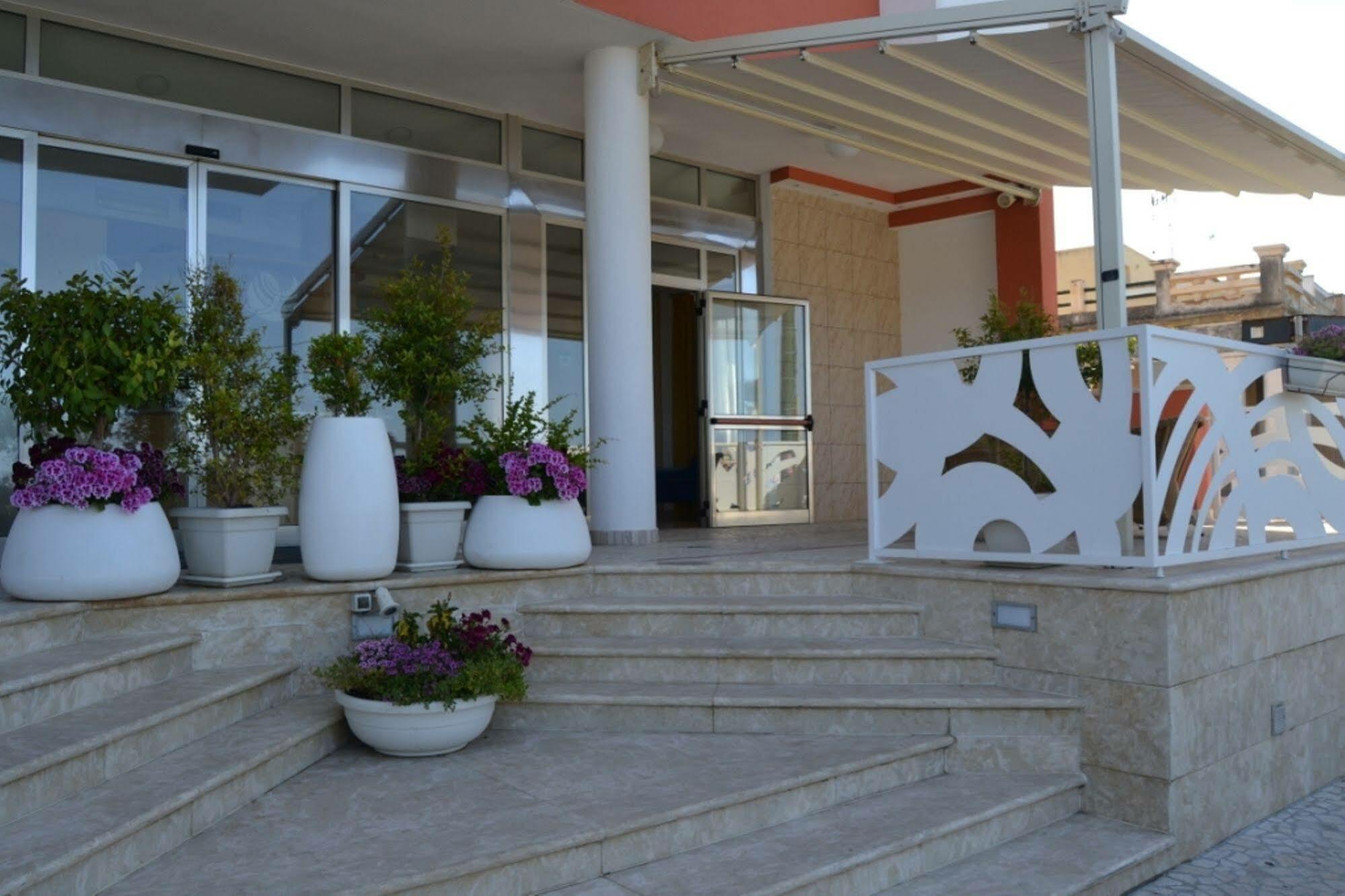 Hotel Piccadilly Restaurant And Santa Maria al Bagno